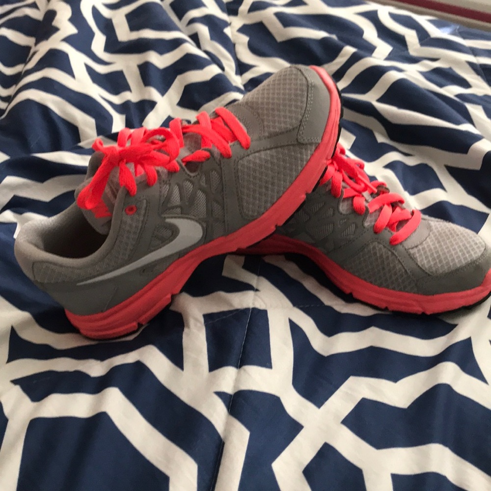 Women’s Nike size 9.5